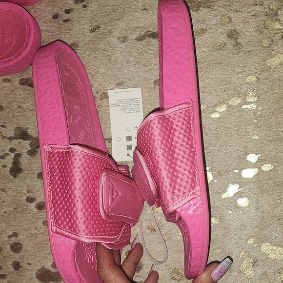 Adidas x Pharrell Williams Boost Slides Semi Solar Pink FV7289 Men's - Picture 6 of 6